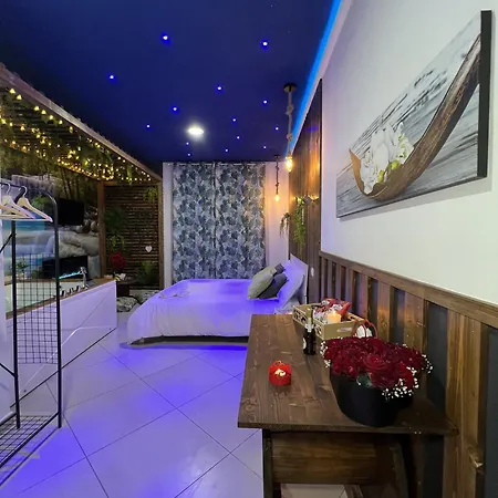 The Flower Garden بيت ضيافة كاستيلاّماري دي ستا